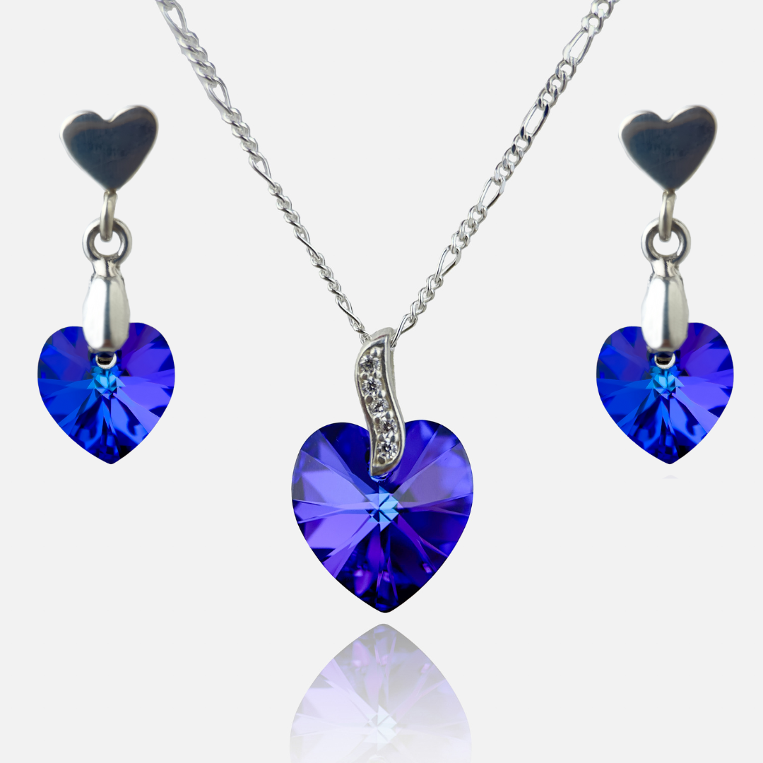 COLLAR + ARETES CORAZÓN DE CRISTAL