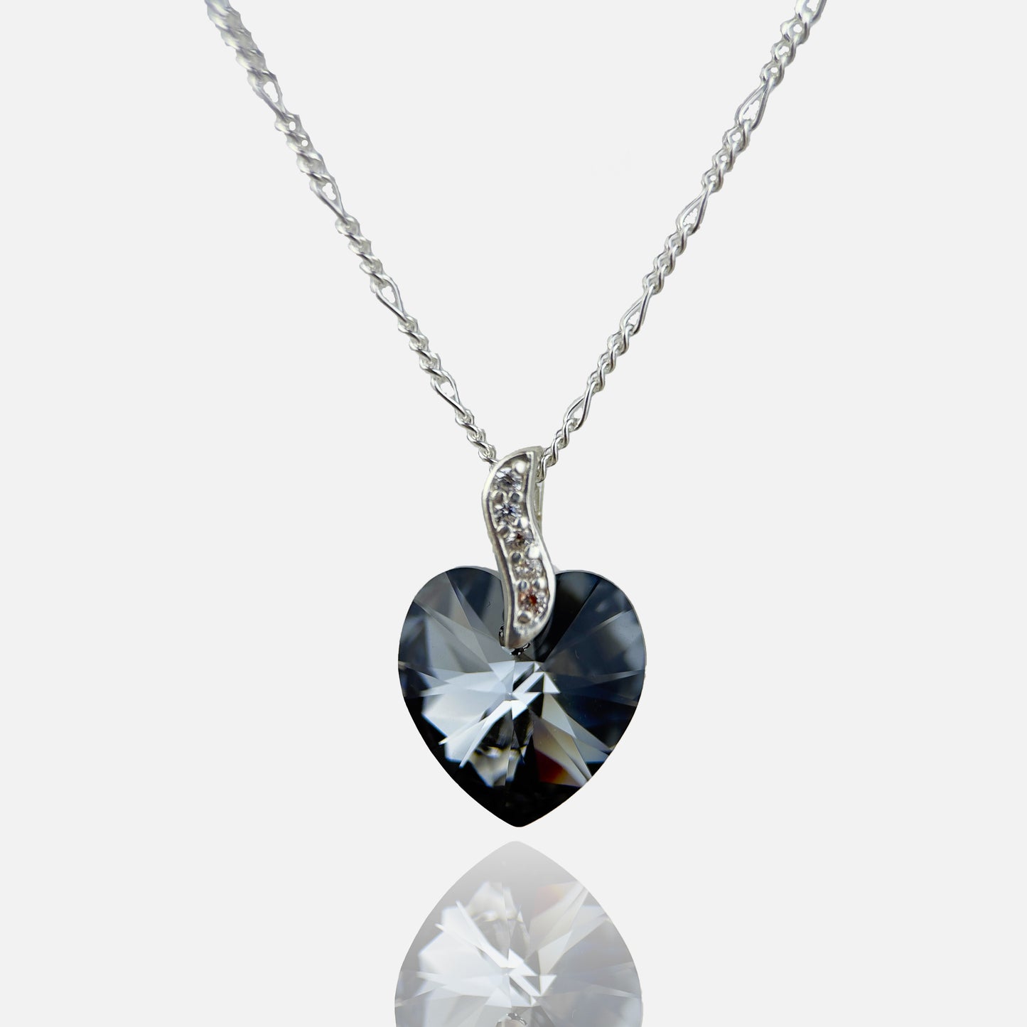 COLLAR CORAZÓN - MERLINA