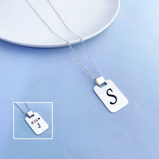 COLLAR PLACA CON INICIALES