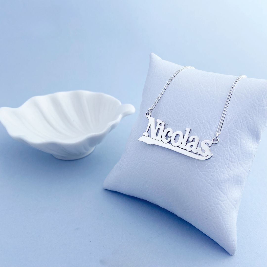 COLLAR NOMBRE PERSONALIZADO