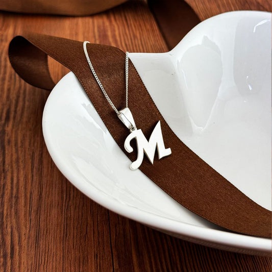 COLLAR LETRA PERSONALIZADA
